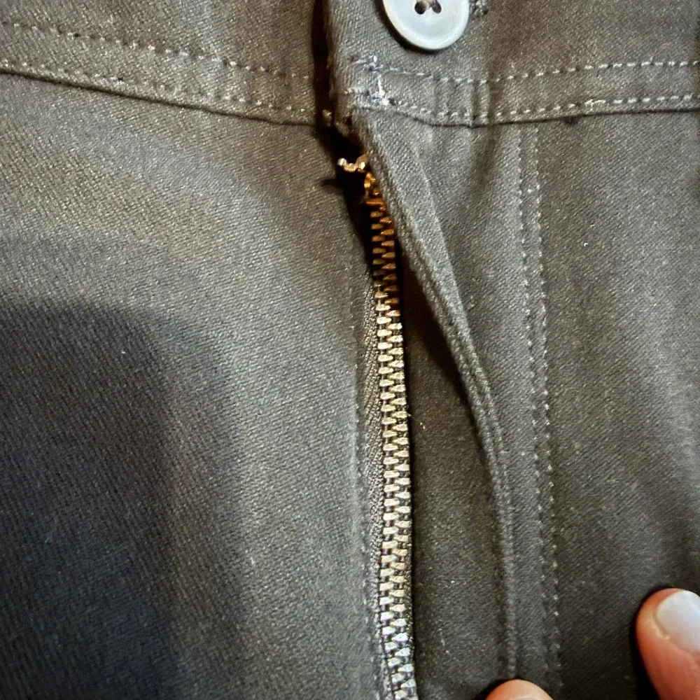Men’s Black Denim & Flower City Pant Bi-Stretch Wrinkle Resistant- Size 30